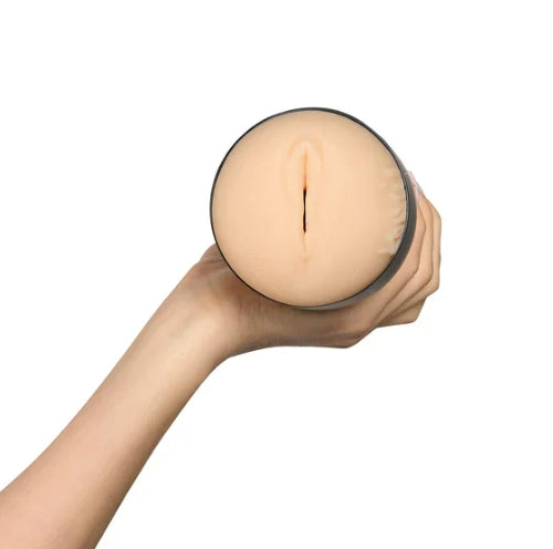 Kiiroo FeelKenzie Stroker