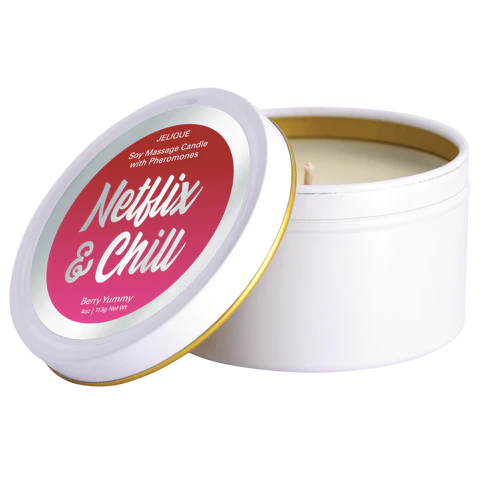 MOOD CANDLES Netflix & Chill - Pheromone Massage Candle Berry Yummy 4oz | 113g
