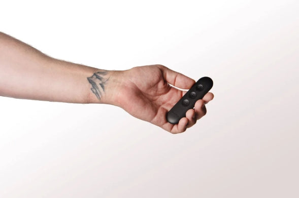 Je Joue Egon Vibrating Butt Plug Black
