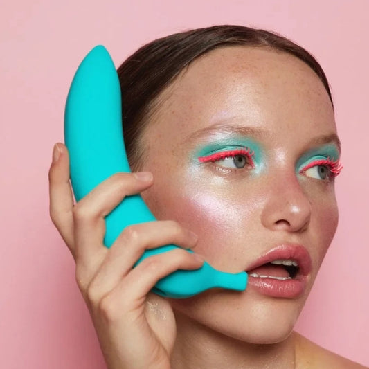 LOVE TO LOVE OH OUI - BLUE LAGOON